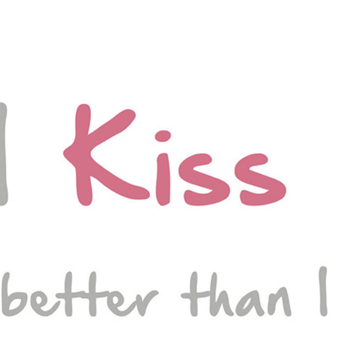 Komar | Wandtattoo | I 70 cm | x 50 — Größe kiss better than…